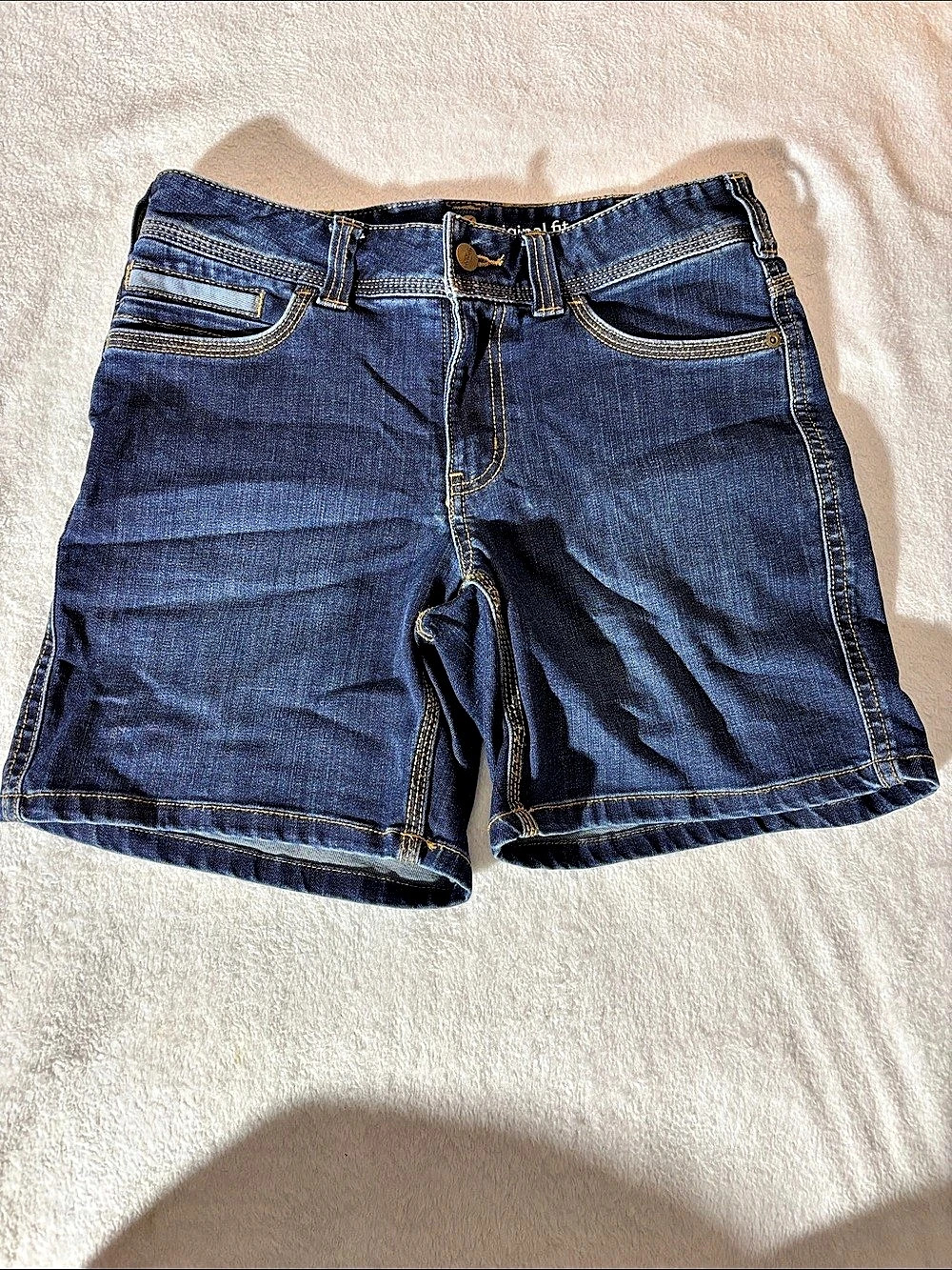 Carhartt Original Fit Jean Short Denim Jean Shorts Size 6 Like New